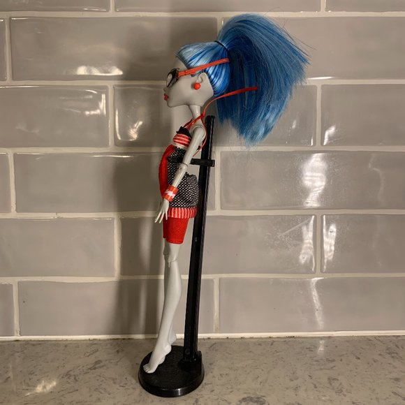 2008 Monster High Ghoulia Yelps Deaducation Doll - READ DESCRIPTION - Picture 4 of 4